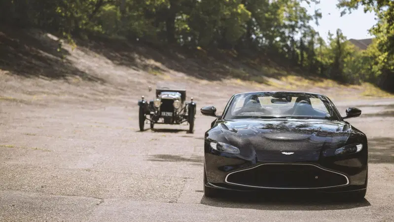 Aston Martin Vantage, l'edizione speciale celebra la A3