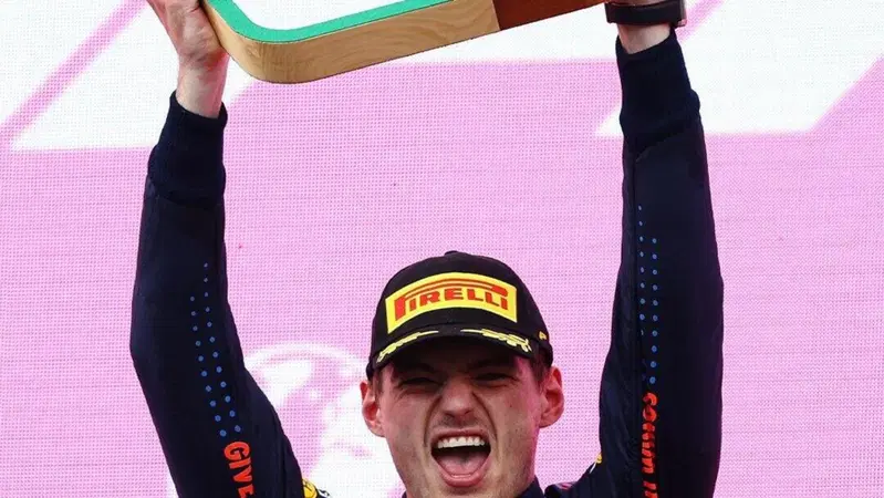 F1, Verstappen: "Dobbiamo continuare a spingere"