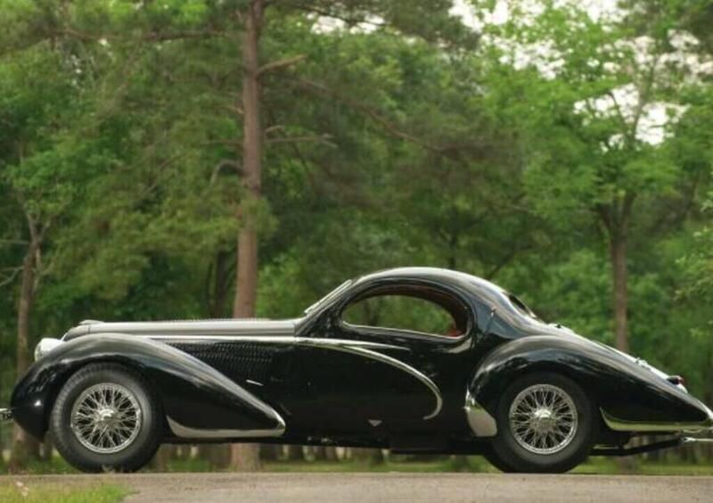 Rub&ograve; una Talbot Lago T150 CSS Teadrop Coup&eacute; del 1938 20 anni fa. Arrestato ieri a Genova