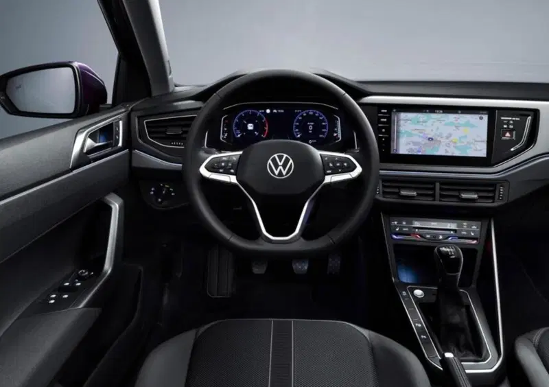 Volkswagen Polo (2017-->>) (10)