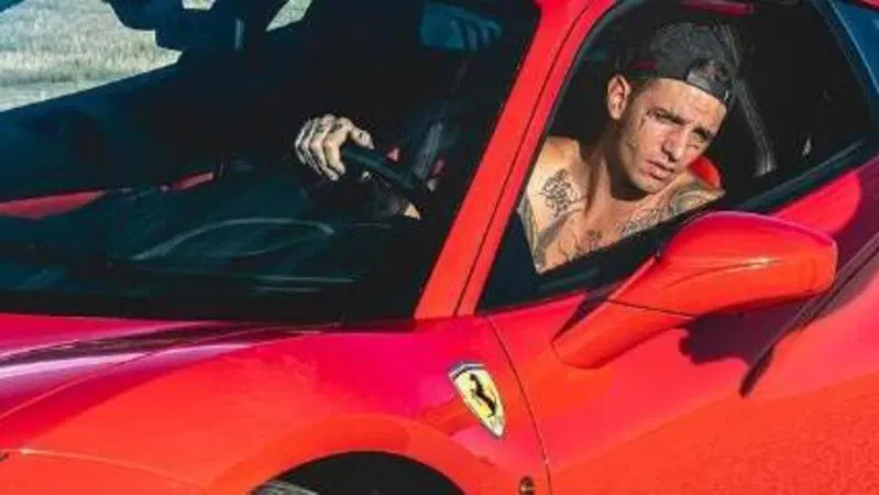 Una Ferrari 488 GTB per Achille Lauro