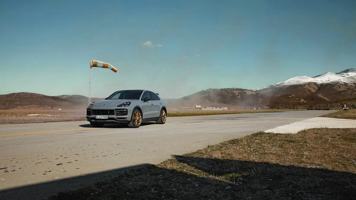 Porsche Cayenne Turbo GT, 640 CV senza ibrido (3)