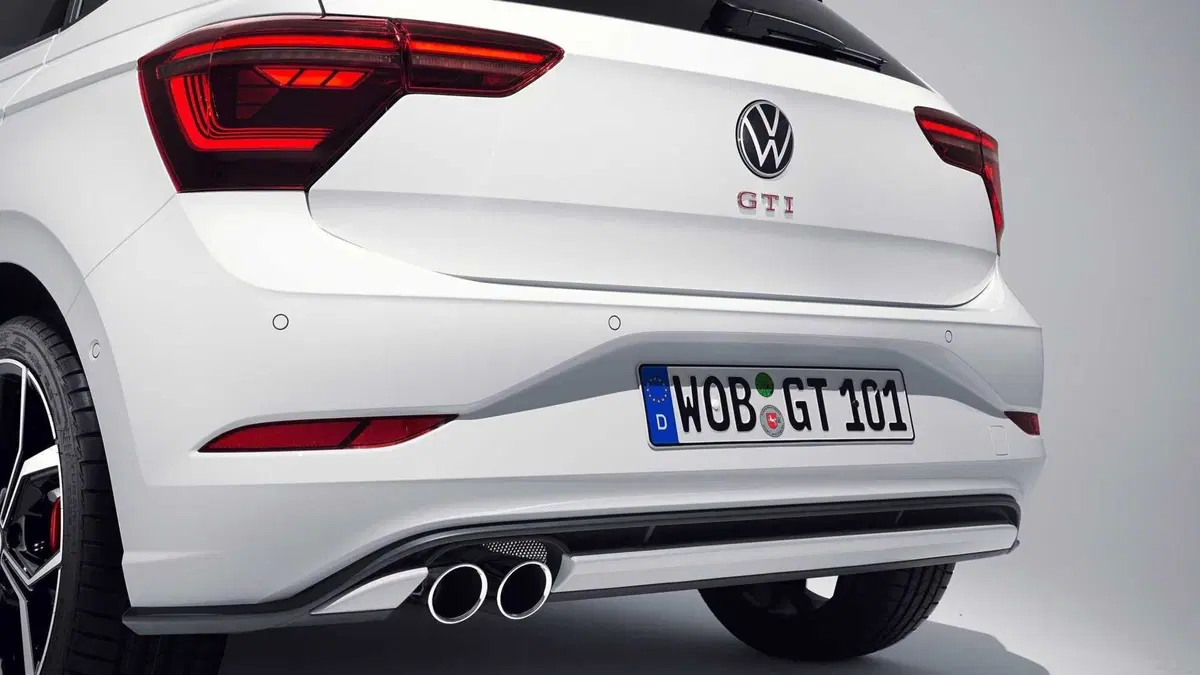 Arriva la nuova Volkswagen GTI, Polo: costa 26.100 € ma tocca i 240 Km/h (3)
