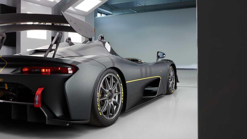 Dallara EXP, la Stradale si trasforma in una belva da pista