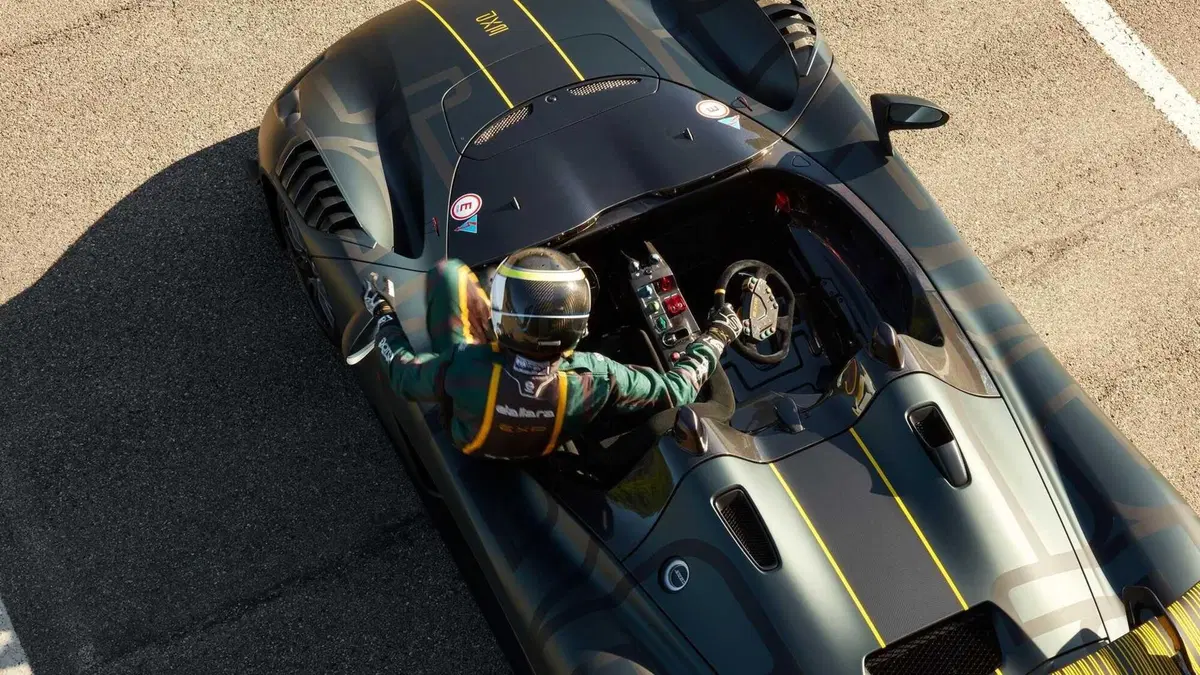 Dallara EXP, la Stradale si trasforma in una belva da pista (4)