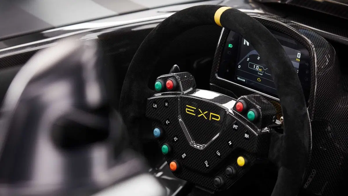 Dallara EXP, la Stradale si trasforma in una belva da pista (5)