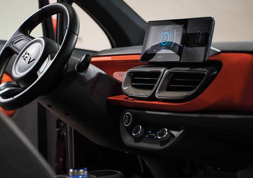 Xev Yoyo Catalogo e listino prezzi Xev Yoyo Automoto.it