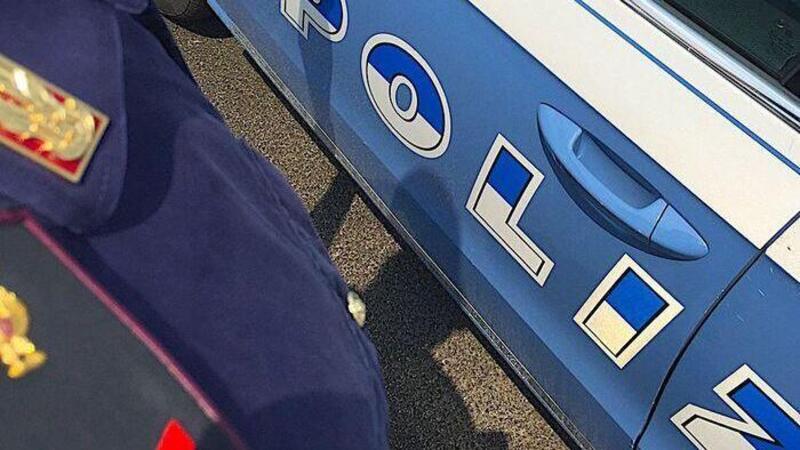 Crotone, dimentica il freno a mano e muore schiacciato dalla sua auto