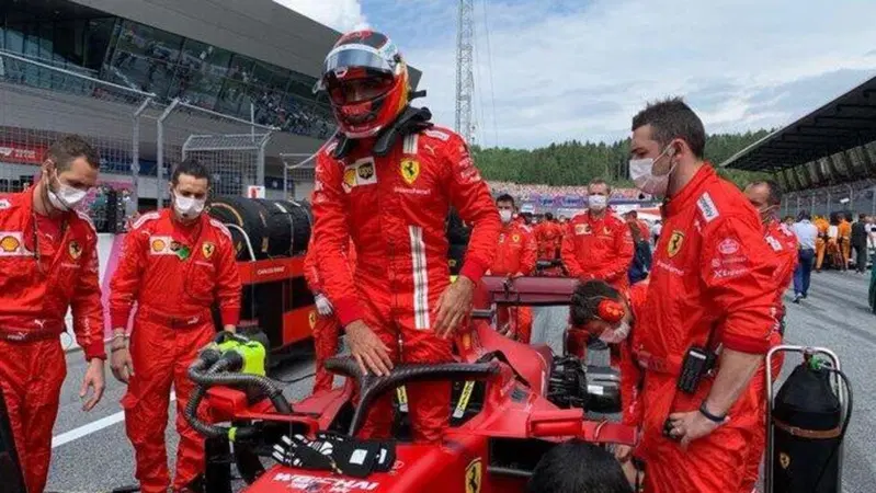 F1, Sainz: "La Ferrari non ha niente da invidiare alla McLaren"