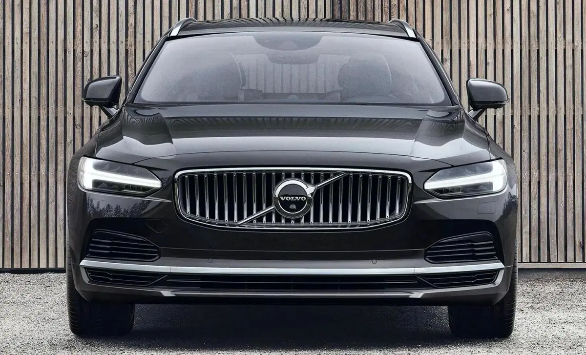 Volvo V90 D3 Business Plus (3)