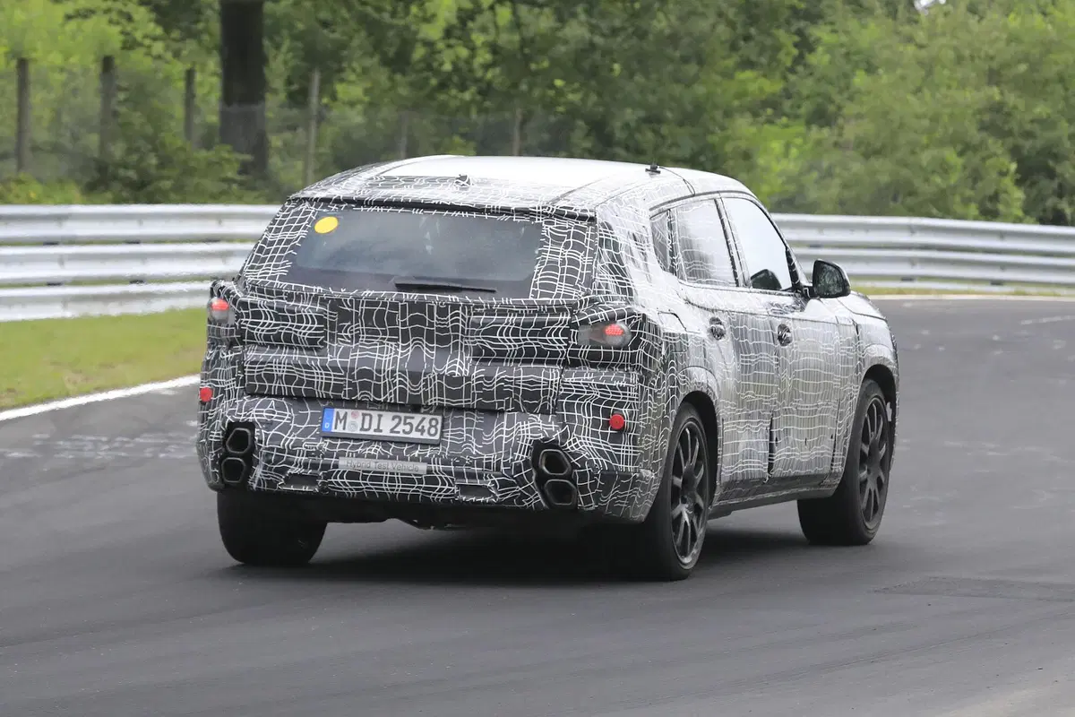 BMW X8, le foto spia (7)