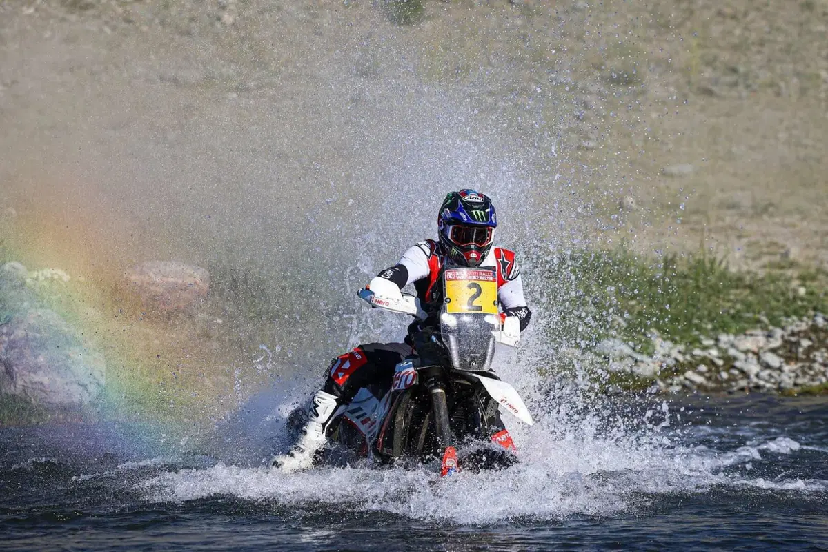 Silk Way Rally 21. Vincono Walkner, KTM, e Chicherit, Buggy CR6 (21)