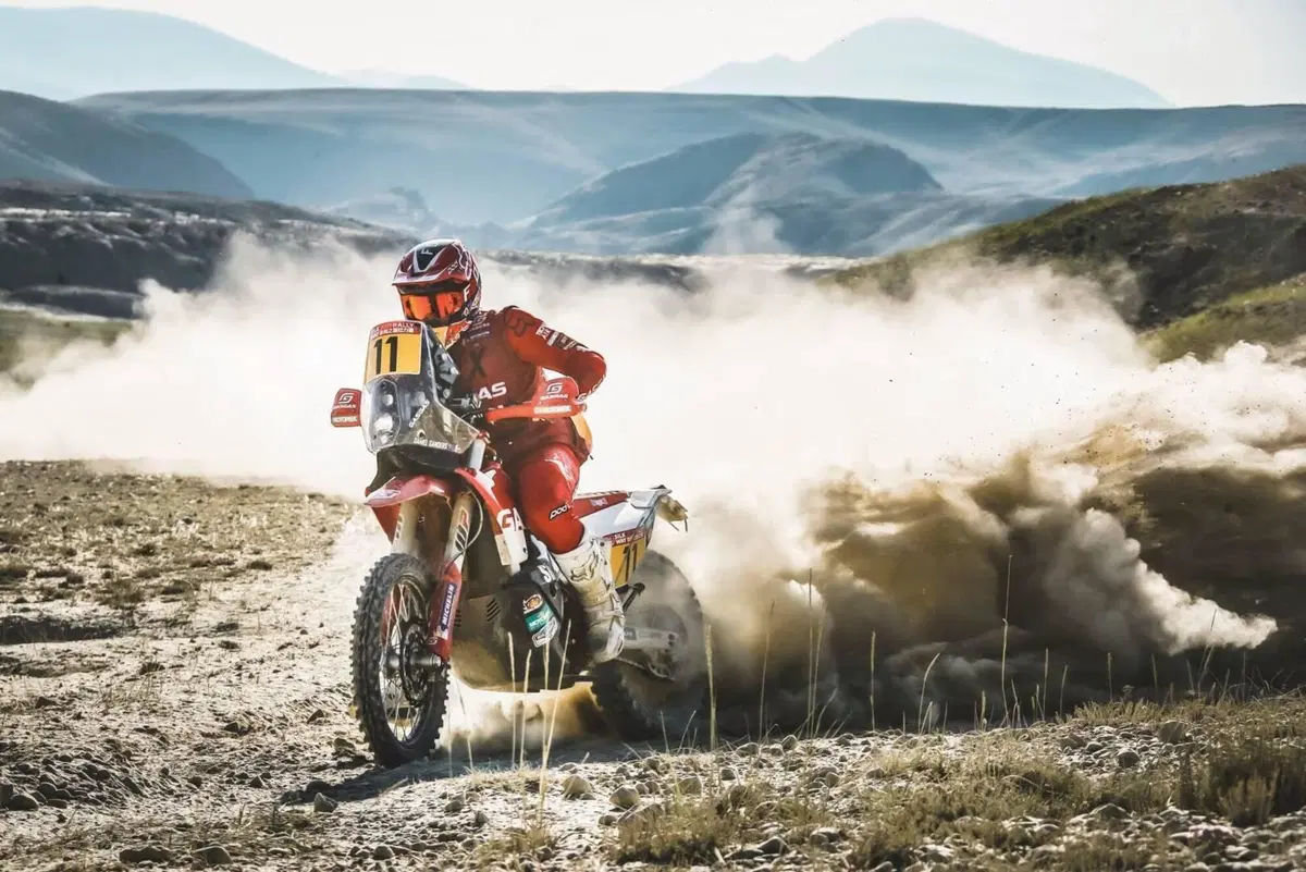 Silk Way Rally 21. Vincono Walkner, KTM, e Chicherit, Buggy CR6 (23)