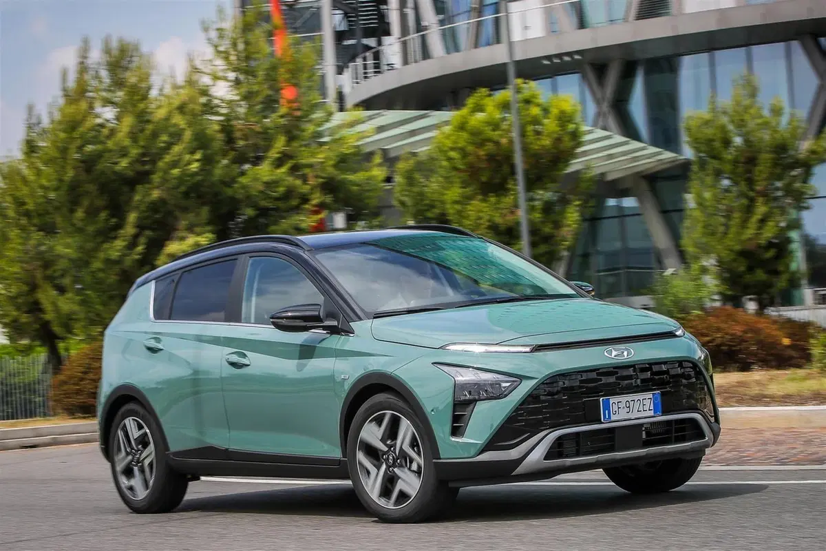 Hyundai Bayon: la prova in strada del vero entry-level tra i nuovi Crossover 2021 [no spina sì GPL]