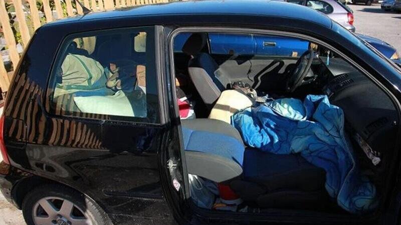 Orvieto, vivono in auto sull&rsquo;A1: la polizia stradale aiuta madre e figlio 