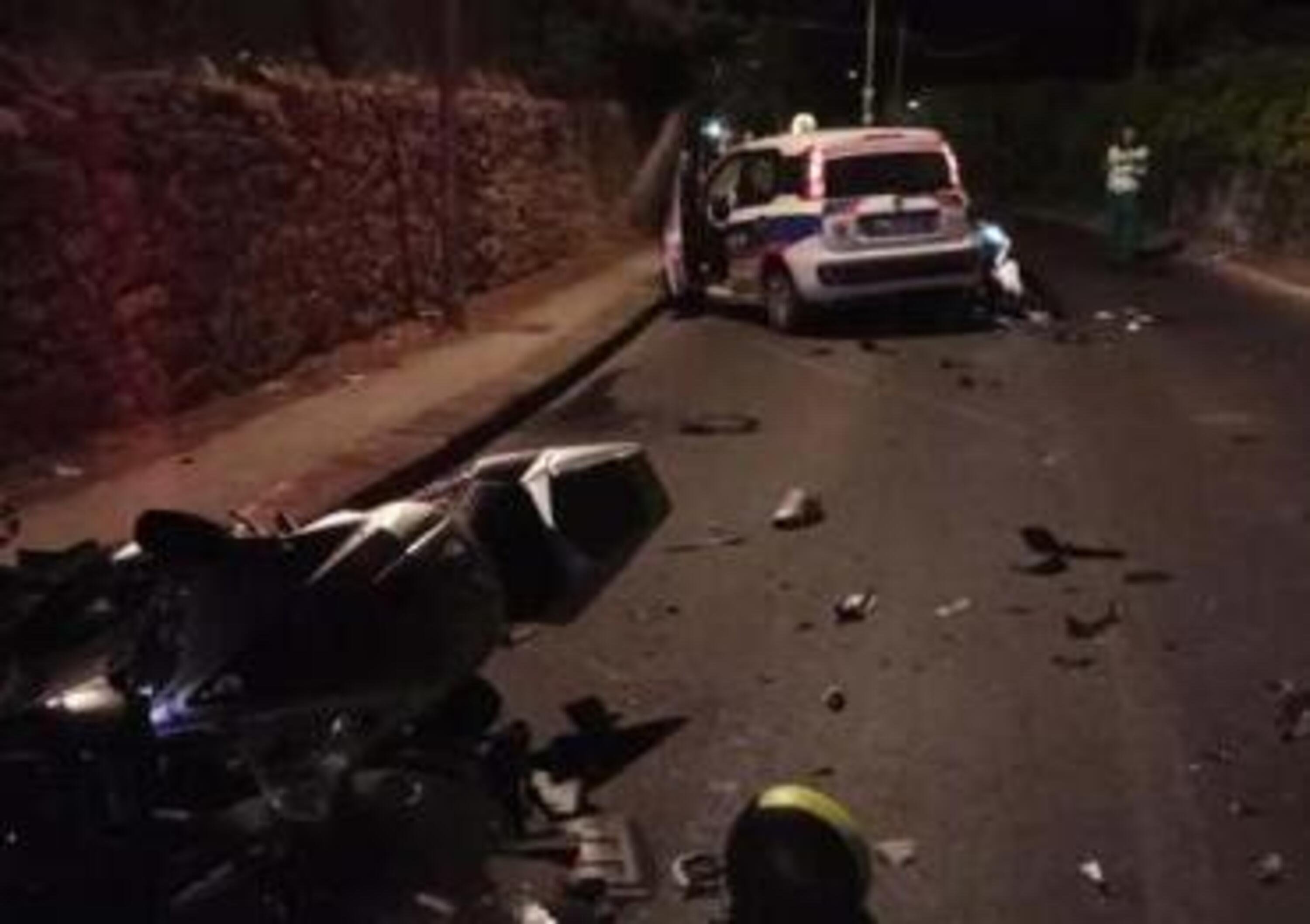Auto contro moto e scooter: un morto e quattro feriti durante la festa per la vittoria degli Europei