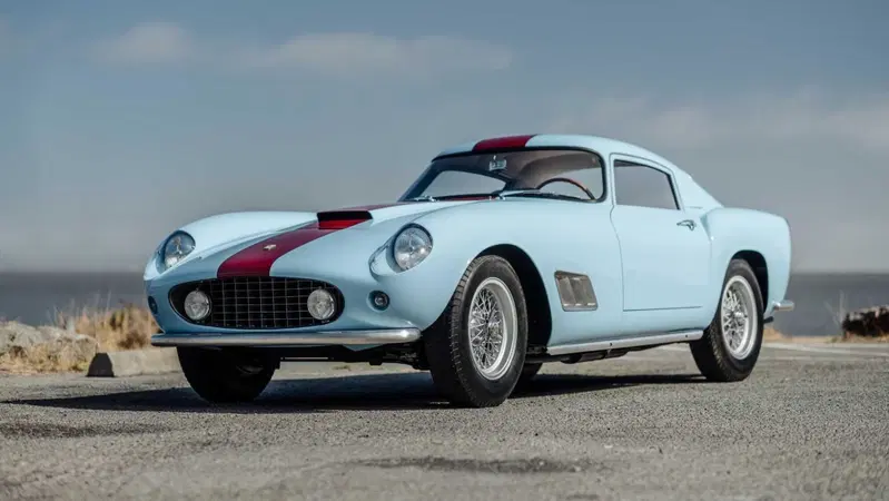 All&rsquo;asta una splendida Ferrari 250 GT LWB Berlinetta 'Tour de France&rsquo;, potrebbe essere un record