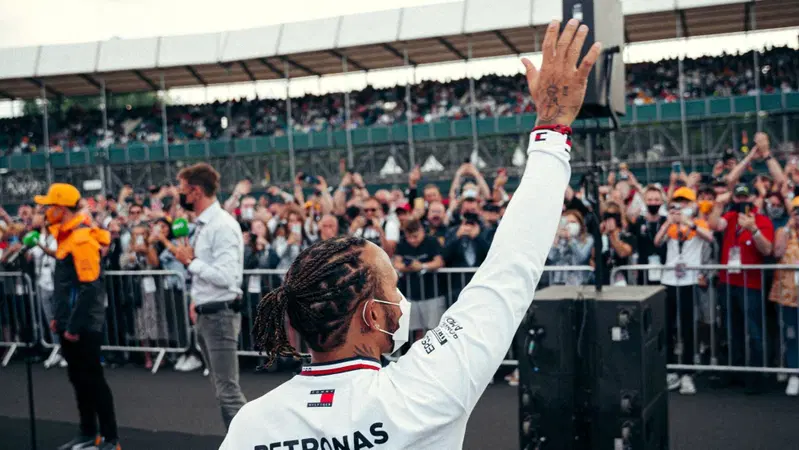 F1, Hamilton: "Speriamo di aver colmato il gap"