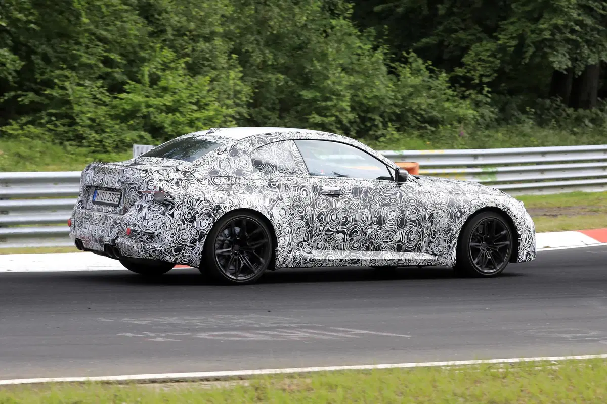 BMW M2, le foto spia al Nürburgring (7)