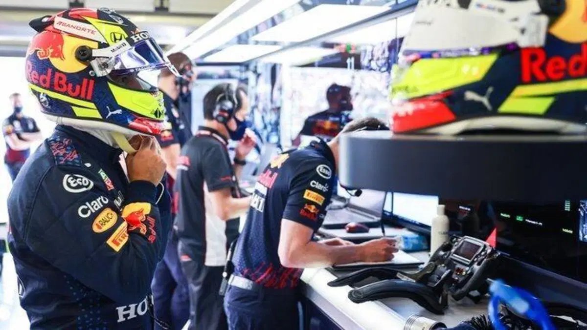 F1, GP Gran Bretagna 2021: pole per Verstappen (70)