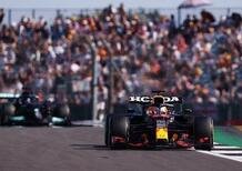 F1, GP Gran Bretagna 2021: pole per Verstappen