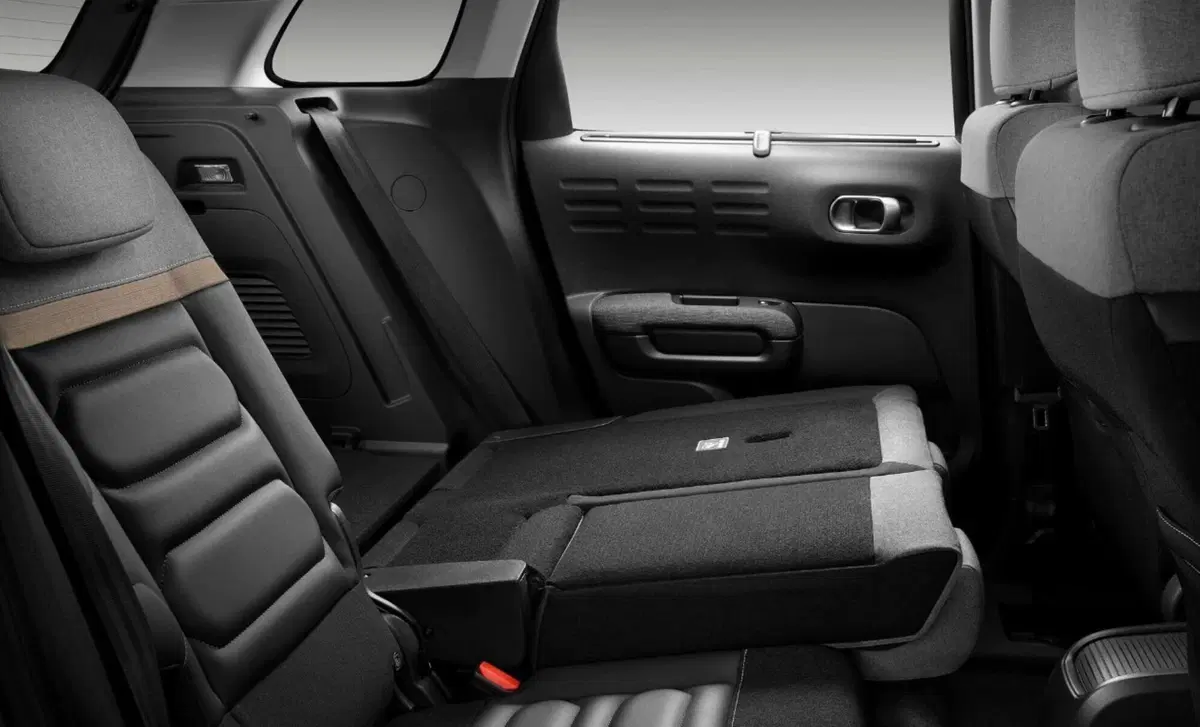 Citroen C3 Aircross BlueHDi 120 S&S EAT6 Feel (16)