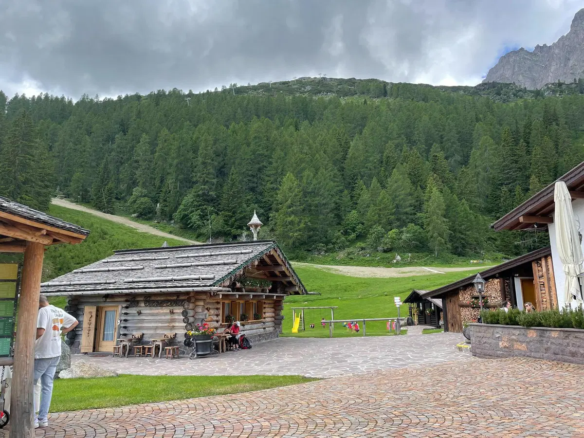 Luca Salvadori e il Trentino: un’avventura 100% green tra natura, e-bike e Audi e-tron (3)