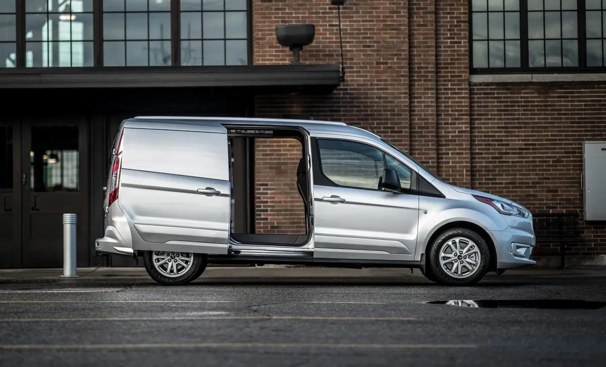 Ford Transit Connect Furgone (2013-24) (2)
