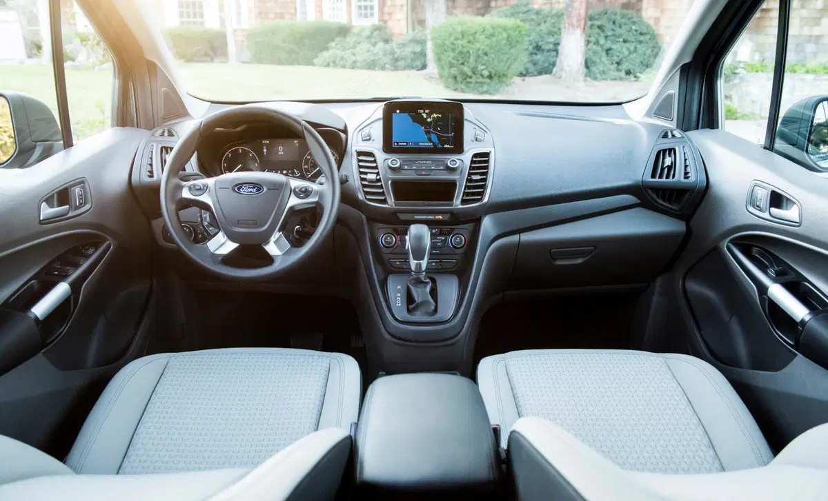 Ford Transit Connect Wagon (2013-24) (8)