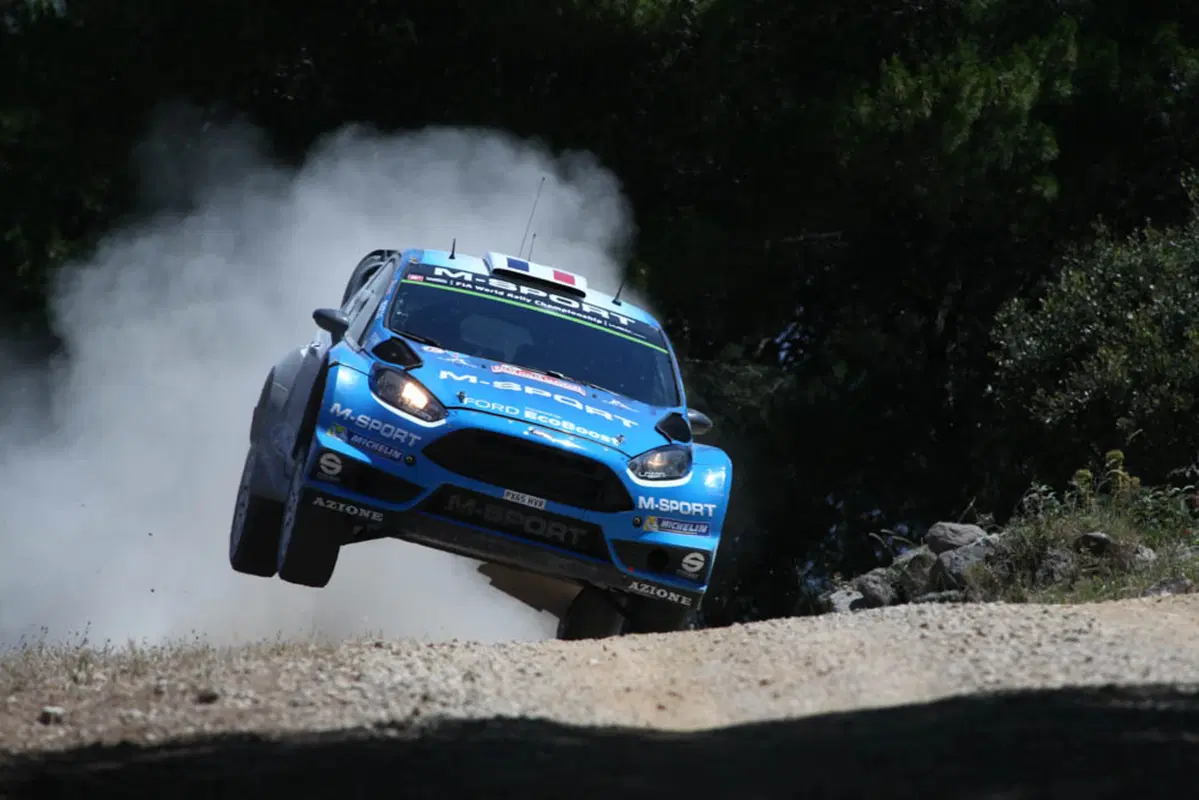WRC16 Sardegna Italia, Marziani in Paradiso. Finalmente Neuville (Hyundai). Scandola davanti nella WR2 (10)