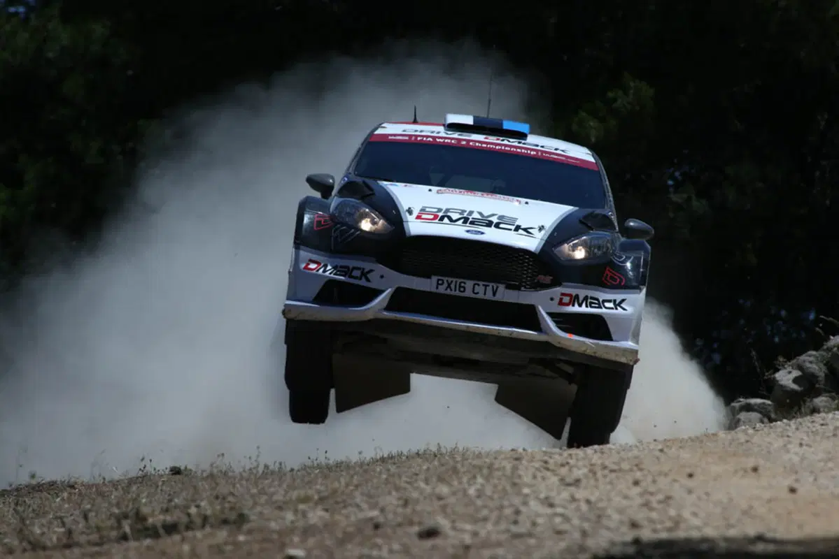 WRC16 Sardegna Italia, Marziani in Paradiso. Finalmente Neuville (Hyundai). Scandola davanti nella WR2 (13)