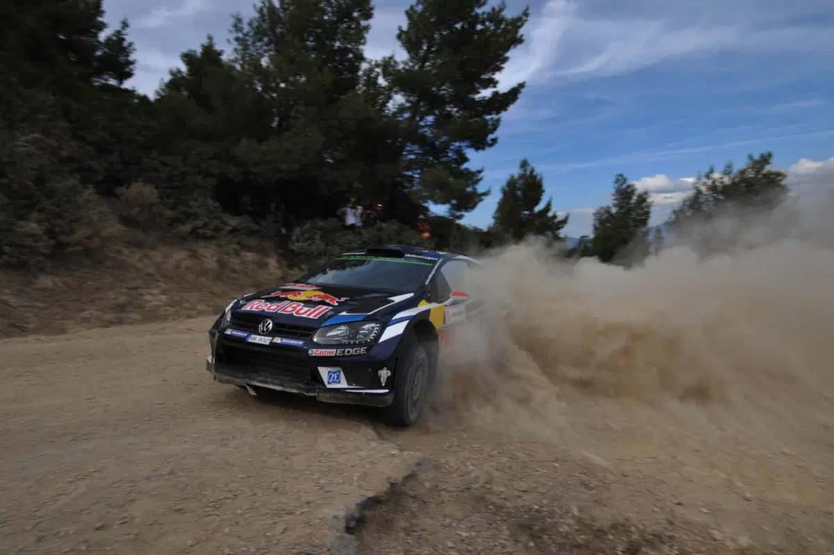 WRC16 Sardegna Italia, Marziani in Paradiso. Finalmente Neuville (Hyundai). Scandola davanti nella WR2 (15)