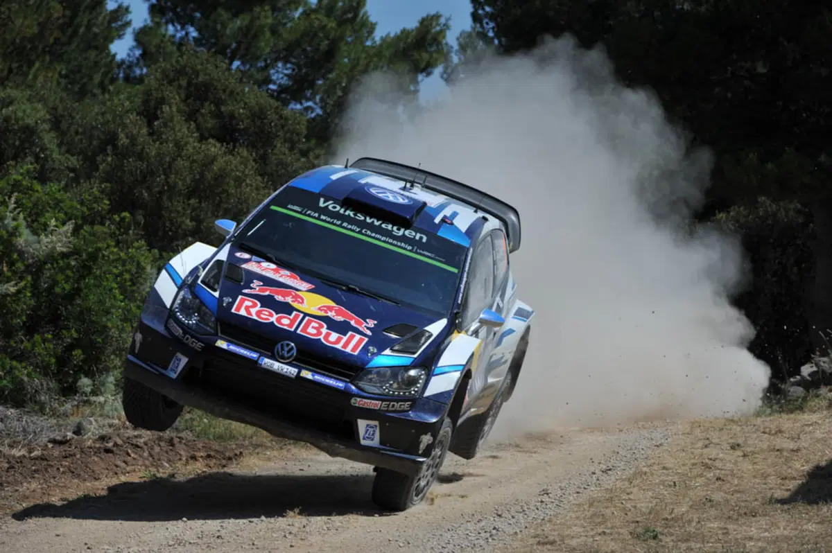 WRC16 Sardegna Italia, Marziani in Paradiso. Finalmente Neuville (Hyundai). Scandola davanti nella WR2 (19)