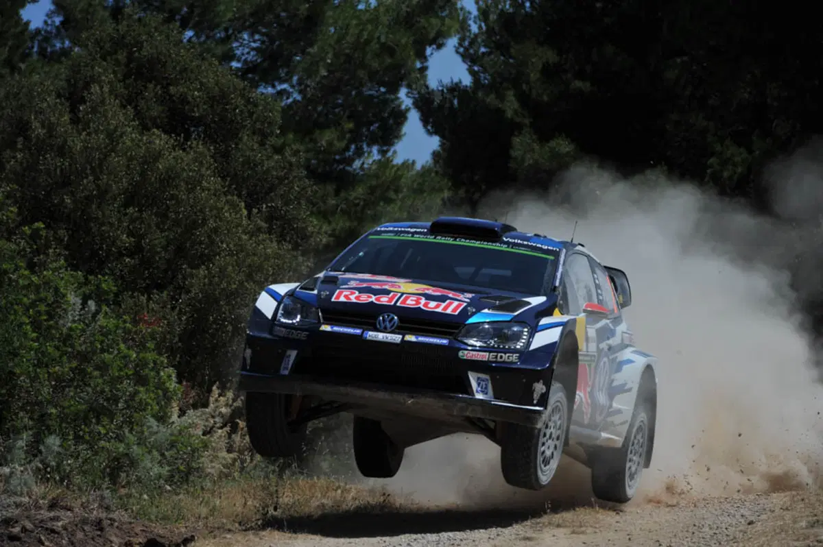 WRC16 Sardegna Italia, Marziani in Paradiso. Finalmente Neuville (Hyundai). Scandola davanti nella WR2 (20)