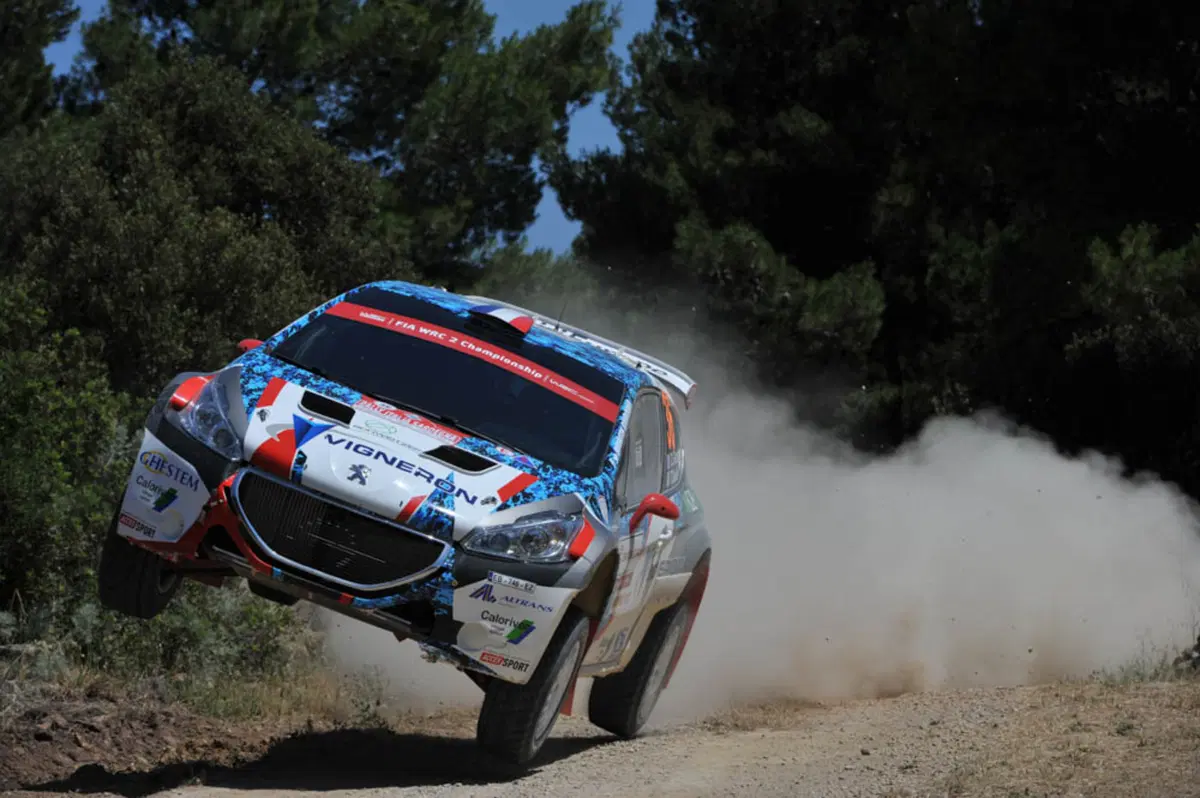 WRC16 Sardegna Italia, Marziani in Paradiso. Finalmente Neuville (Hyundai). Scandola davanti nella WR2 (34)