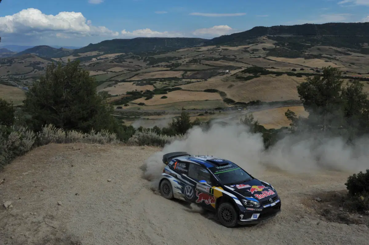WRC16 Sardegna Italia, Marziani in Paradiso. Finalmente Neuville (Hyundai). Scandola davanti nella WR2 (32)