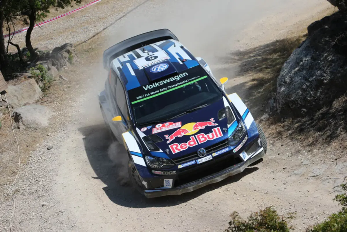 WRC16 Sardegna Italia, Marziani in Paradiso. Finalmente Neuville (Hyundai). Scandola davanti nella WR2 (35)