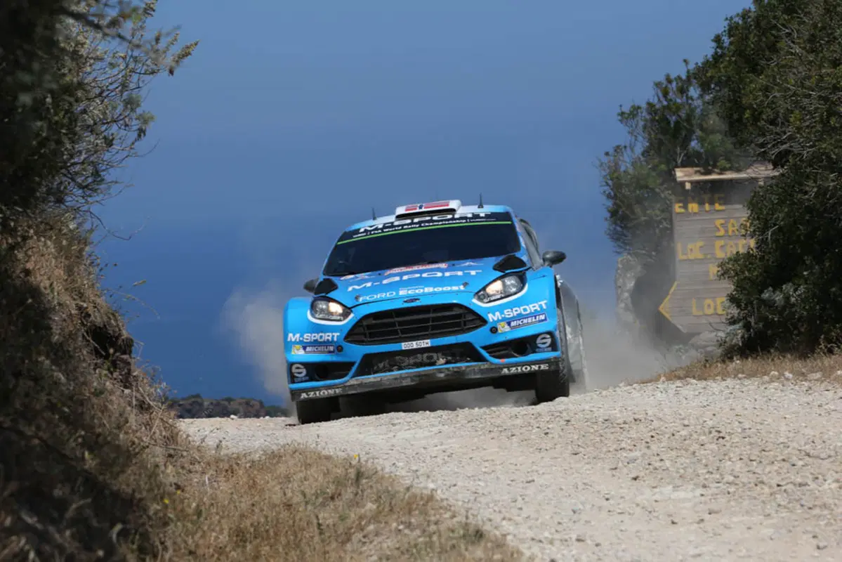 WRC16 Sardegna Italia, Marziani in Paradiso. Finalmente Neuville (Hyundai). Scandola davanti nella WR2 (40)