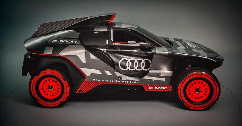 Dakar 2022. AUDI RS Q e-tron. L&rsquo;&rdquo;arma&rdquo; ufficiale di Ekstrom, Peterhansel, Sainz Sr.