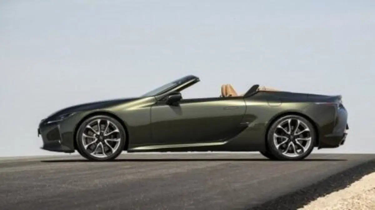 LC500 Convertible: il sogno termico educato da aprire in chiave Lexus [video] (18)