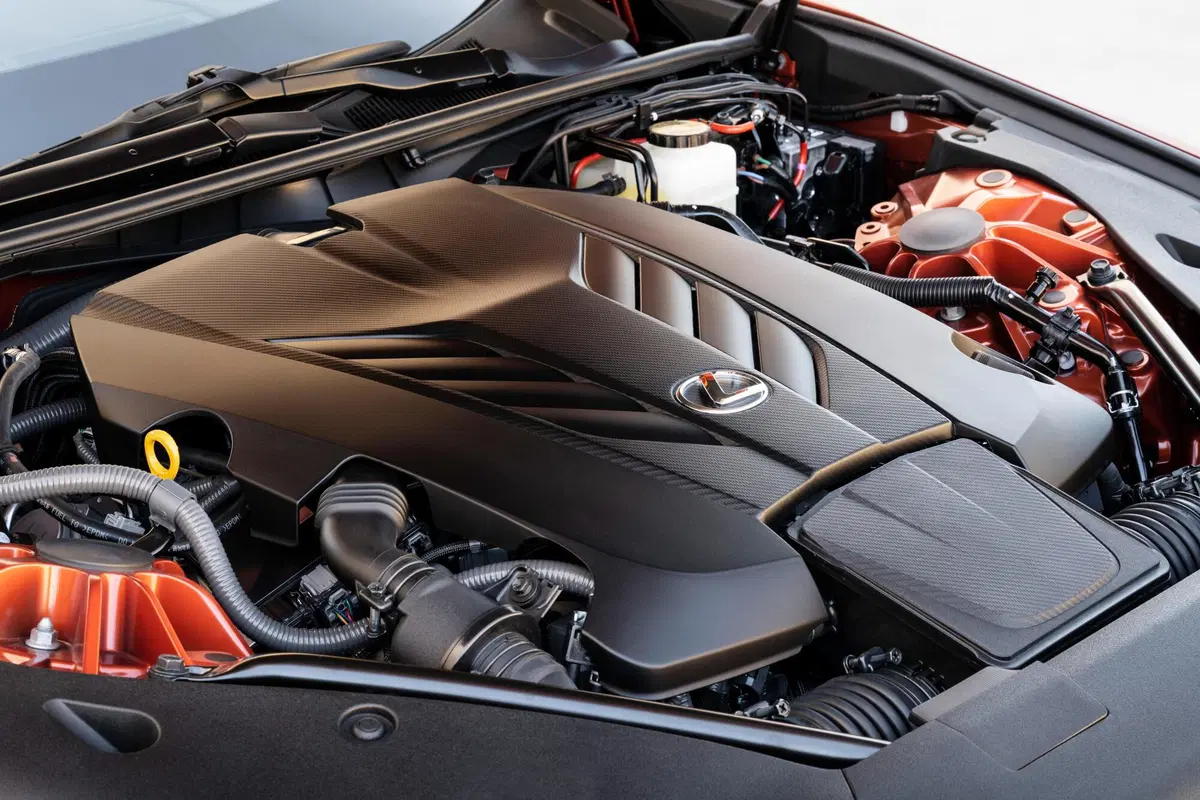 LC500 Convertible: il sogno termico educato da aprire in chiave Lexus [video] (29)
