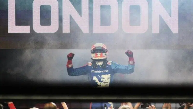 Formula E, ePrix Londra 2: vince Lynn