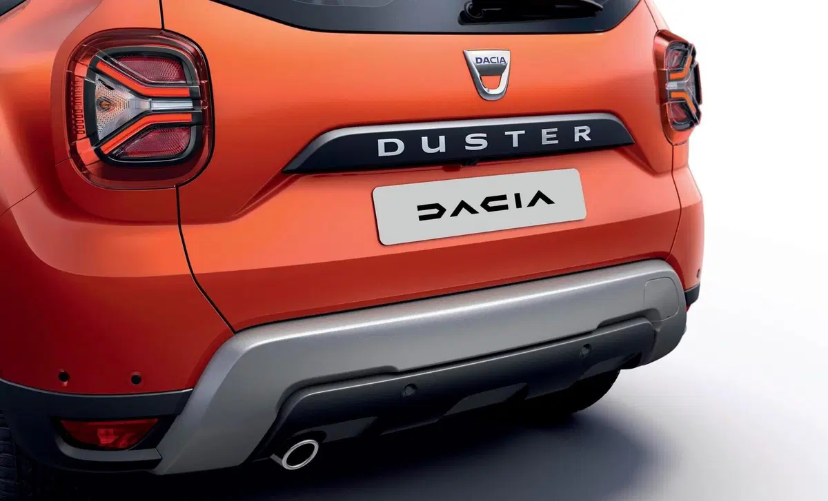 Dacia Duster 1.0 TCe 100 CV 4x2 Techroad (32)