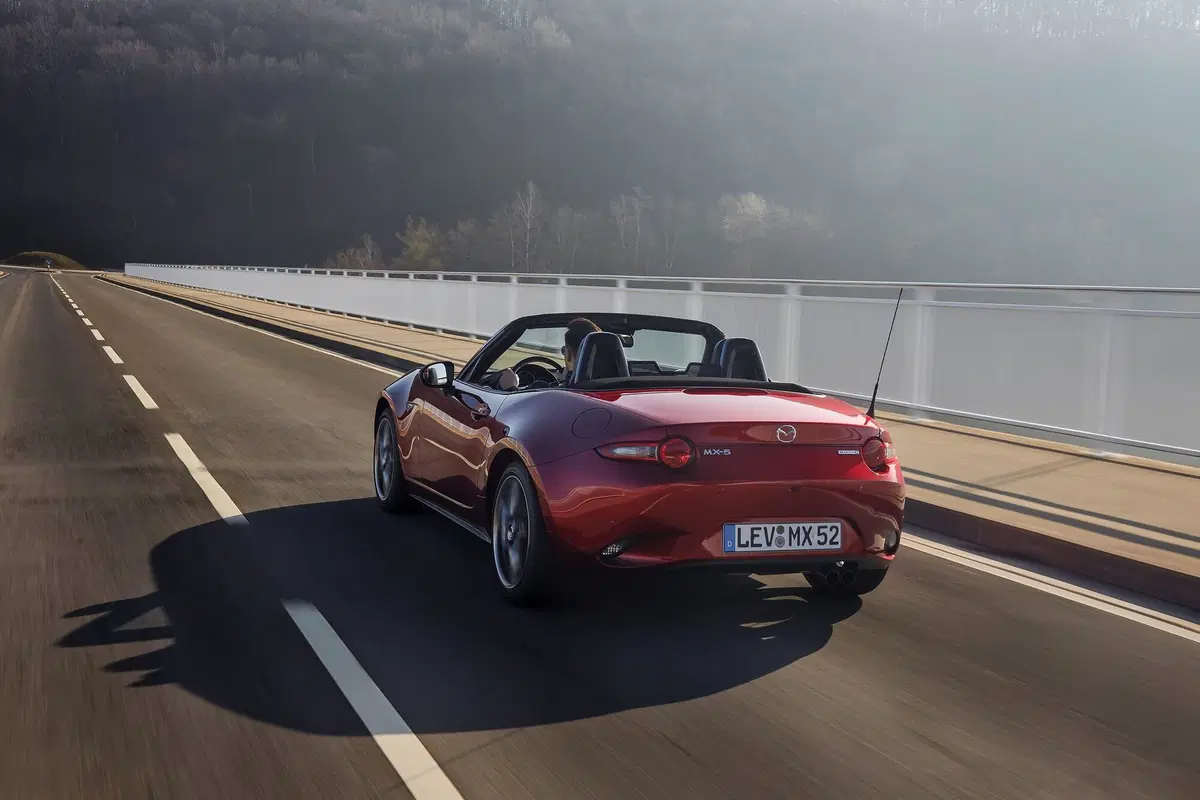 Il bello e il brutto della Mazda MX-5 Sport MY21: provata anche in pista (3)
