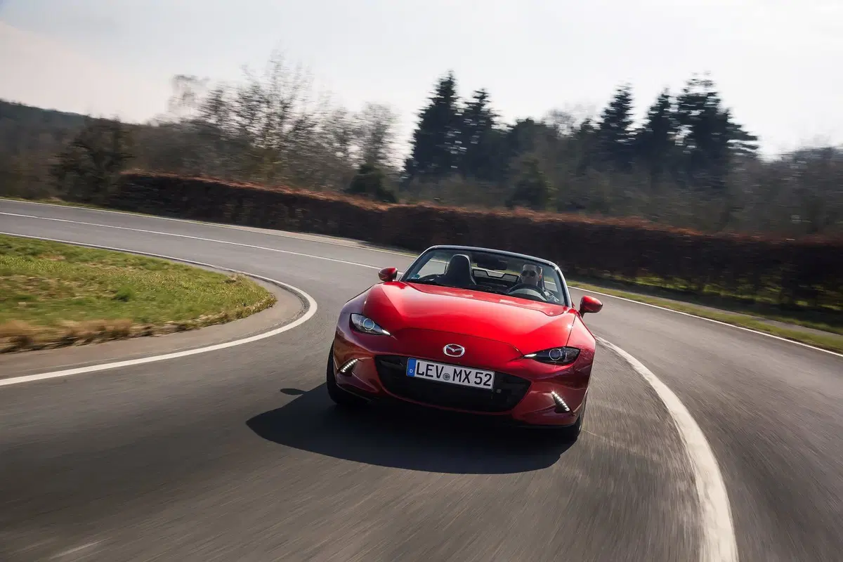Il bello e il brutto della Mazda MX-5 Sport MY21: provata anche in pista (6)