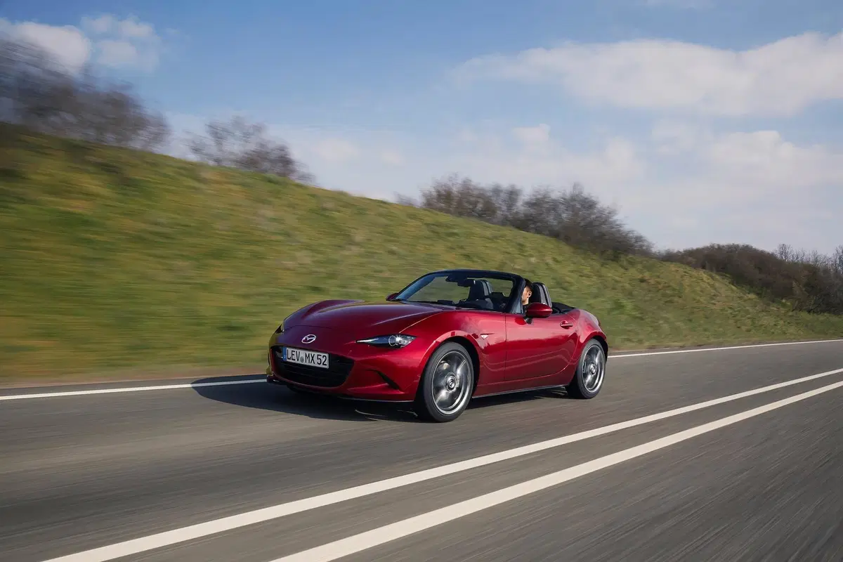 Il bello e il brutto della Mazda MX-5 Sport MY21: provata anche in pista (5)