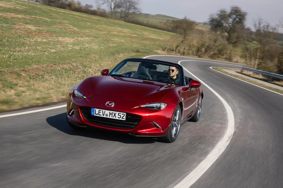 Il bello e il brutto della Mazda MX-5 Sport MY21: provata anche in pista (11)