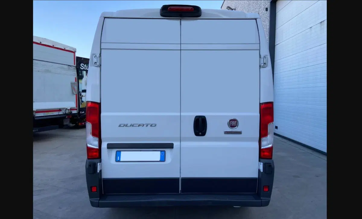 Fiat Ducato Telaio cabinato 35 2.3 MJT 130CV PLM Cabinato Maxi (5)