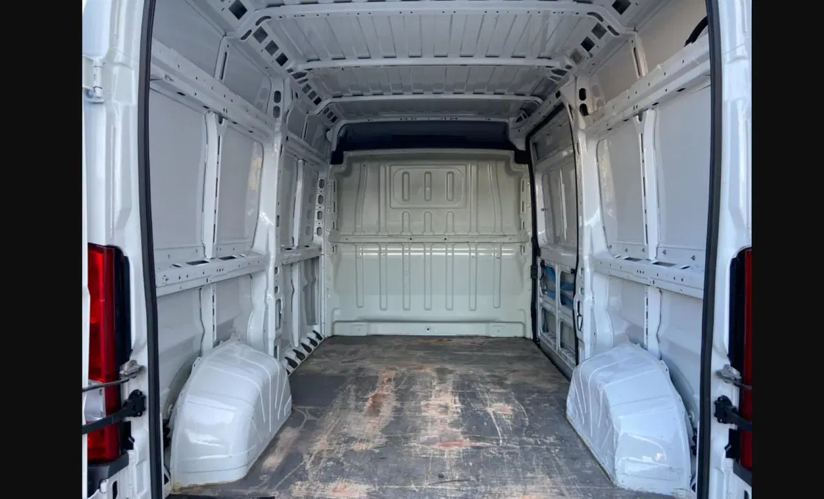 Fiat Ducato Telaio cabinato 35 2.3 MJT 130CV PLM Cabinato Maxi (7)