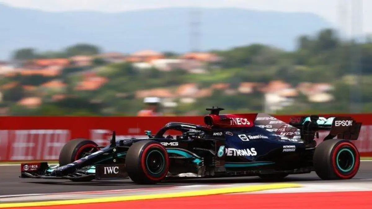 F1, GP Ungheria 2021: pole per Hamilton (3)